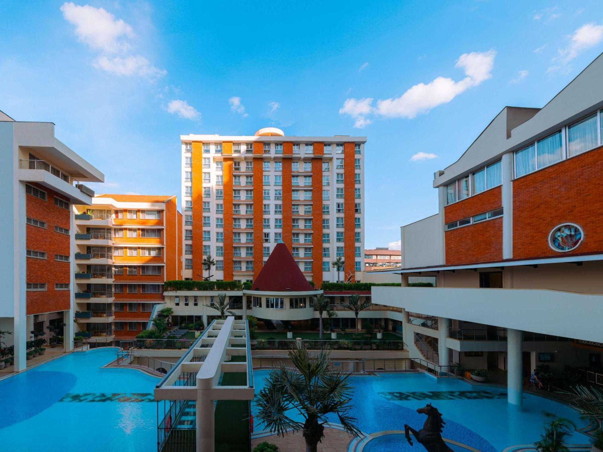 Moevenpick Hotel & Residences Nairobi Zewnętrze zdjęcie