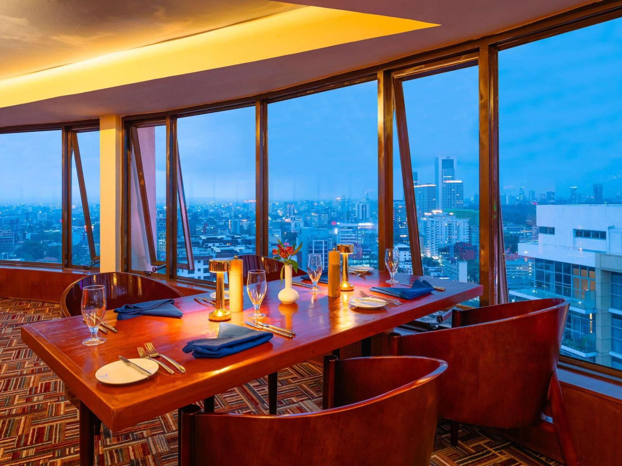 Moevenpick Hotel & Residences Nairobi Zewnętrze zdjęcie