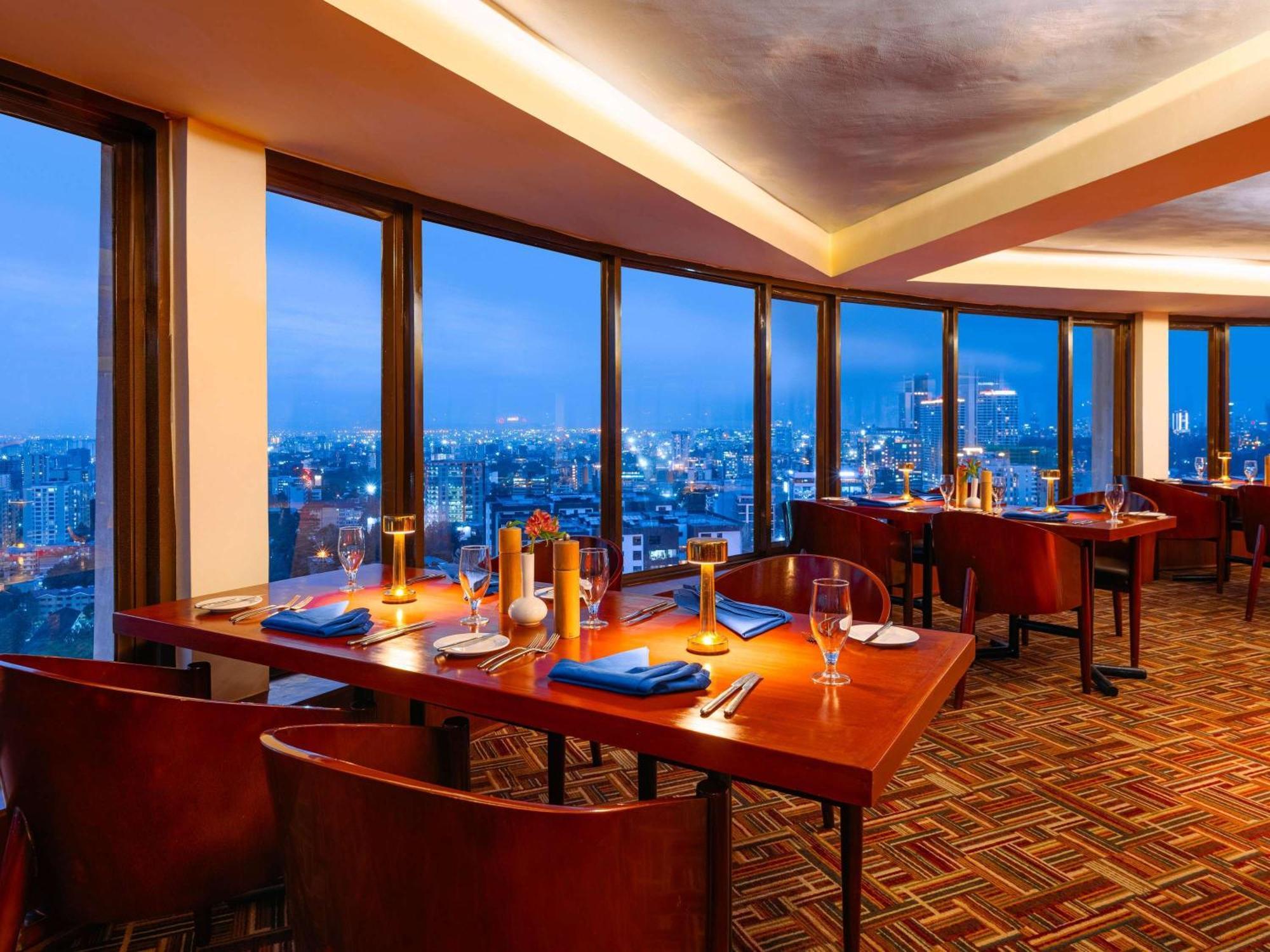 Moevenpick Hotel & Residences Nairobi Zewnętrze zdjęcie