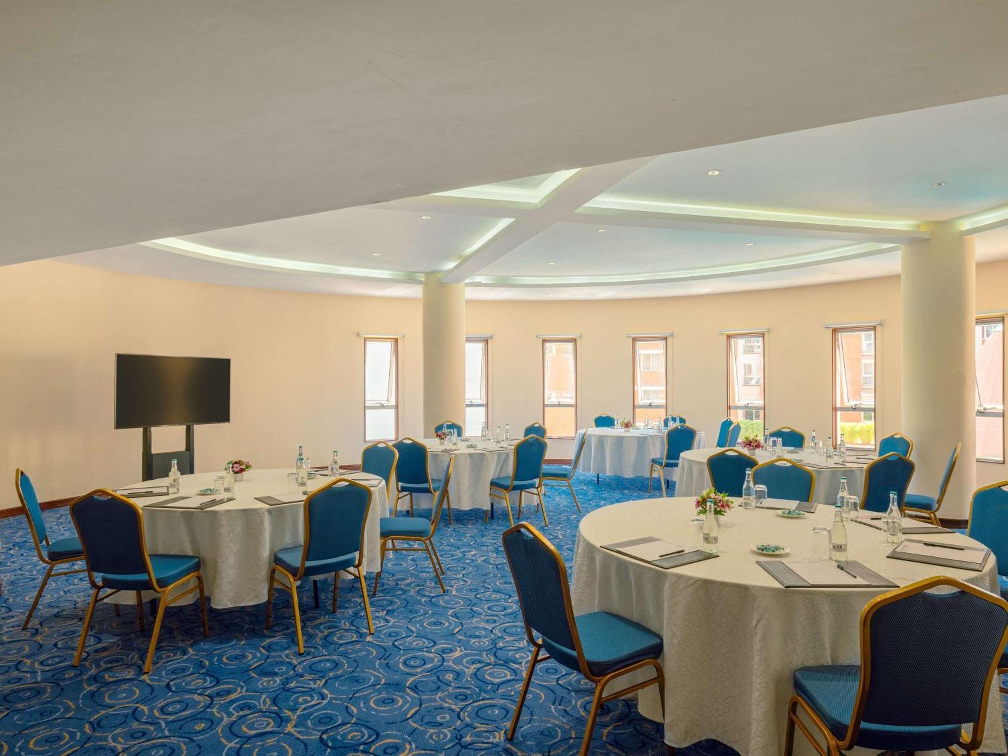Moevenpick Hotel & Residences Nairobi Zewnętrze zdjęcie