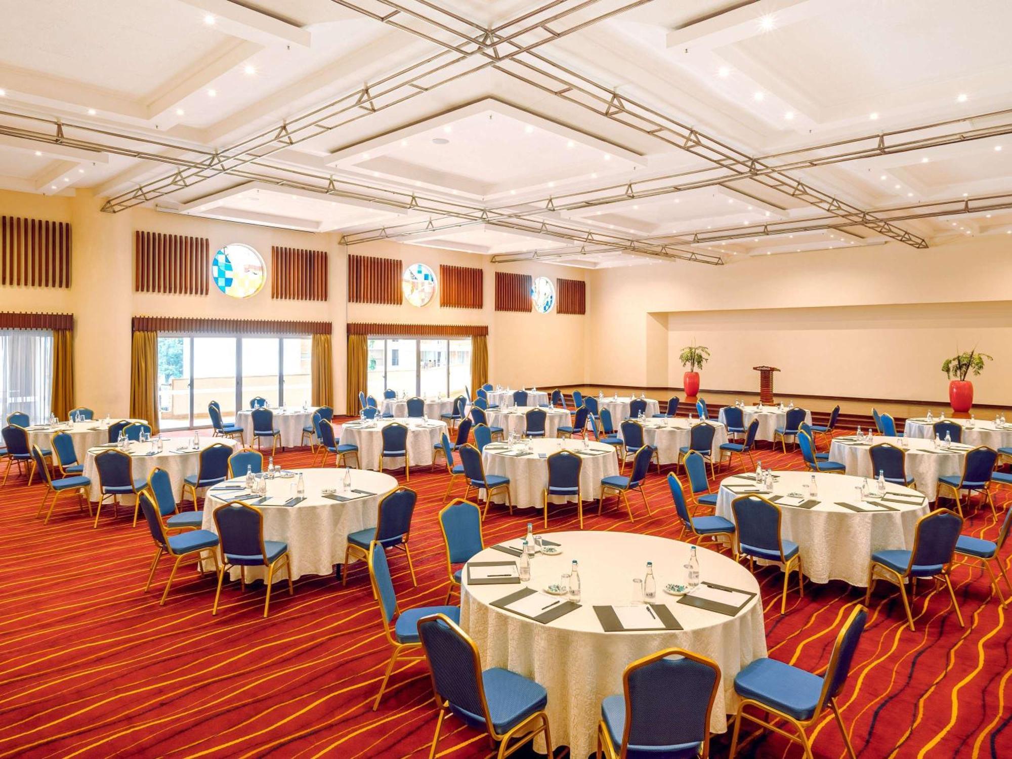 Moevenpick Hotel & Residences Nairobi Zewnętrze zdjęcie