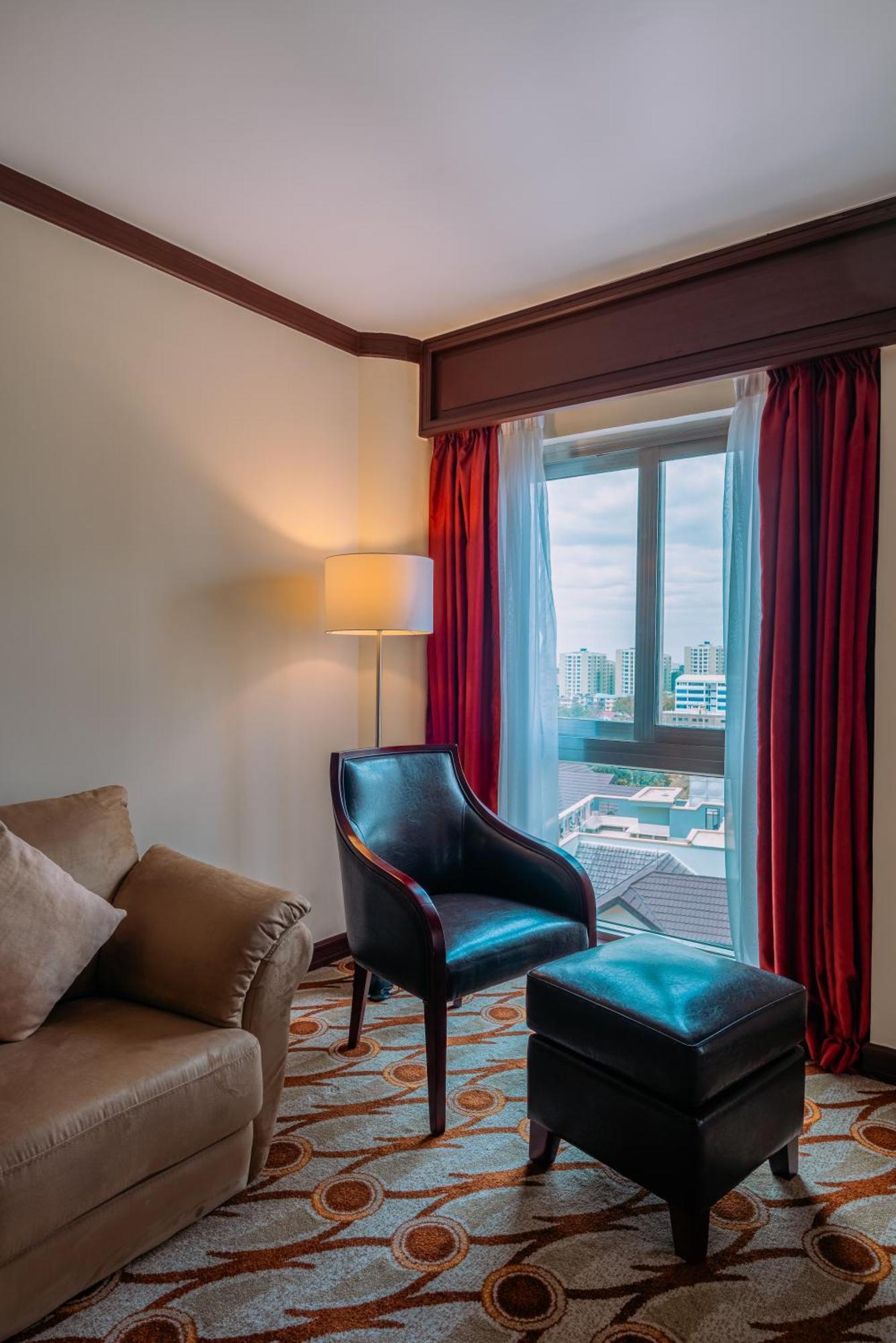 Moevenpick Hotel & Residences Nairobi Zewnętrze zdjęcie