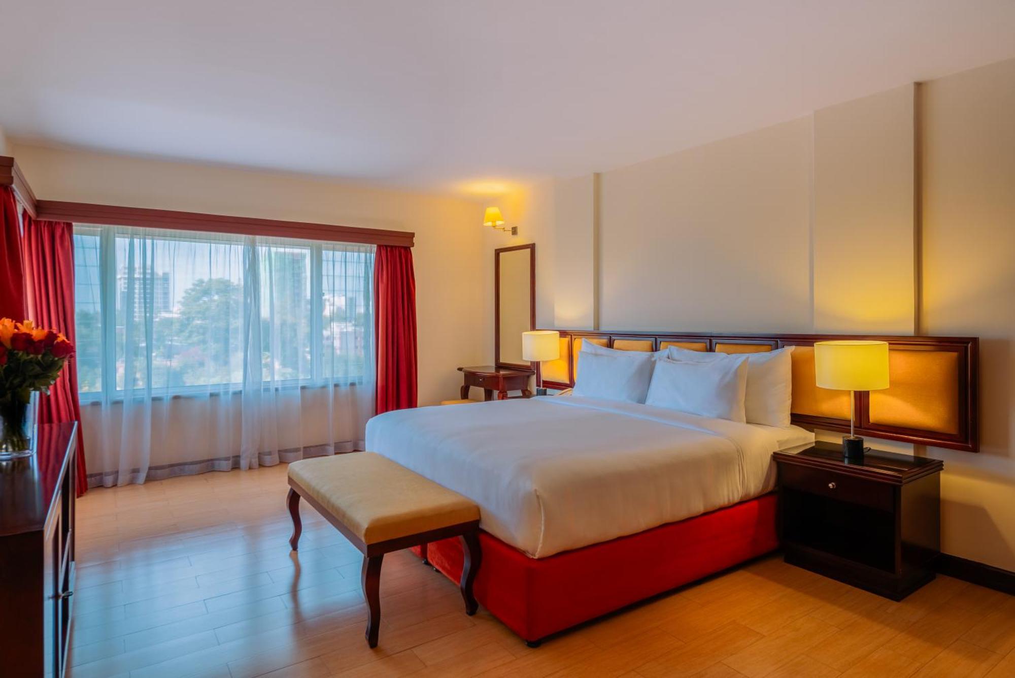Moevenpick Hotel & Residences Nairobi Zewnętrze zdjęcie